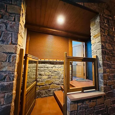 Apartament La Larri *